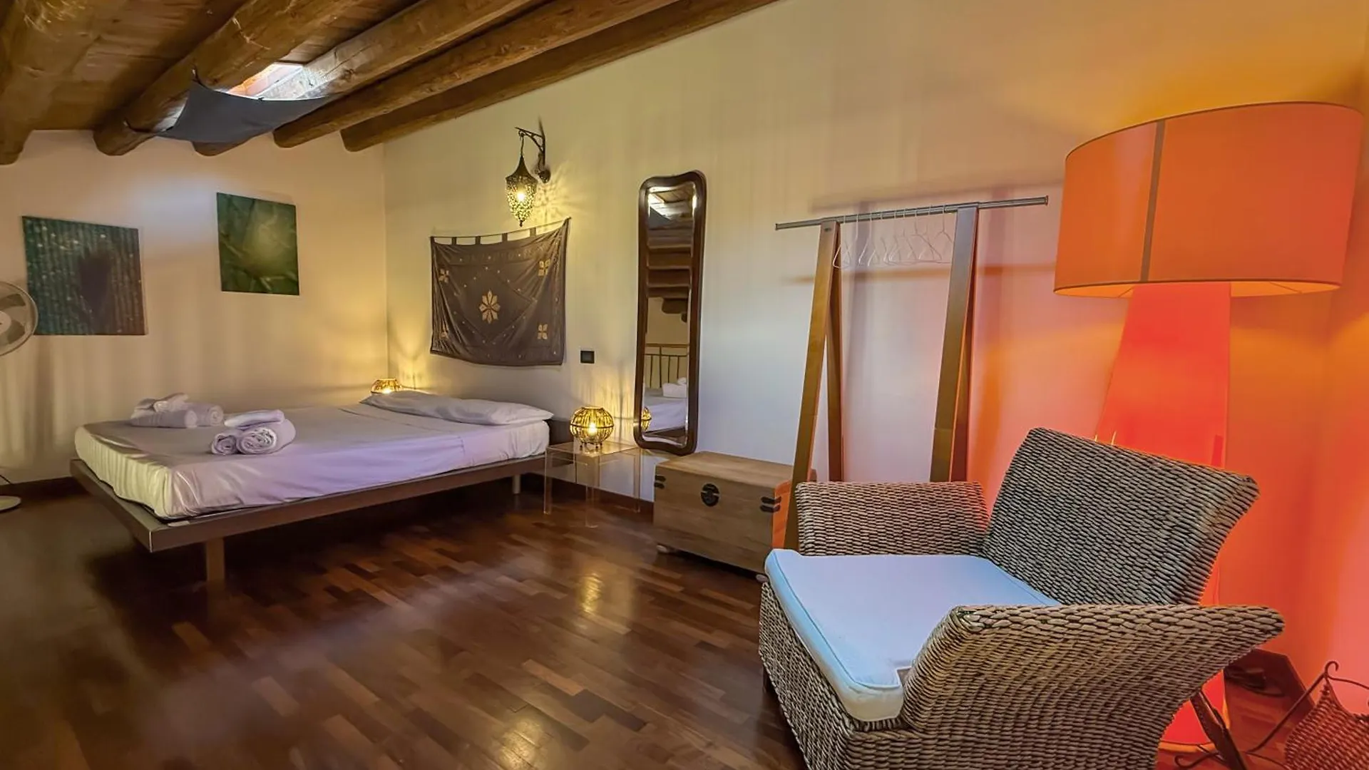 פלרמו Loft In Kalsa - By Rental Beb -